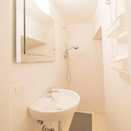 Ginestra Deluxe Apartamento *